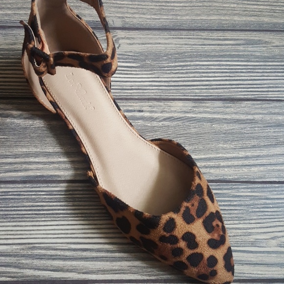 Last 3!! Leopard Pointy Flats - Picture 4 of 4